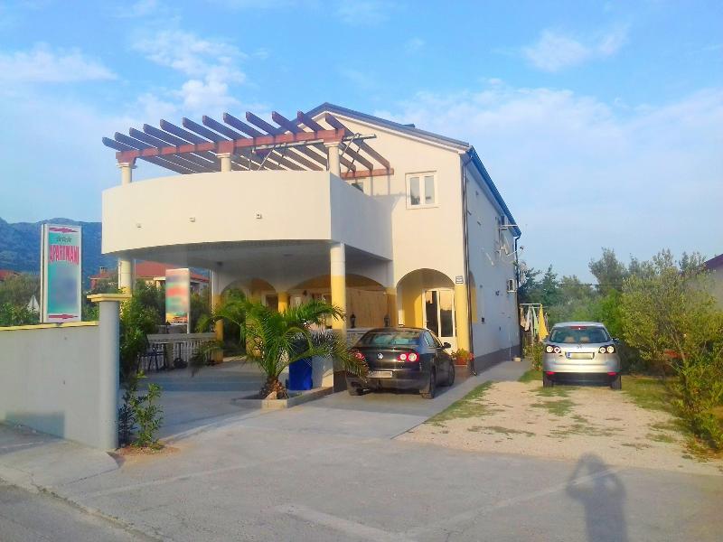 Apartments Bucic Zadar Buitenkant foto
